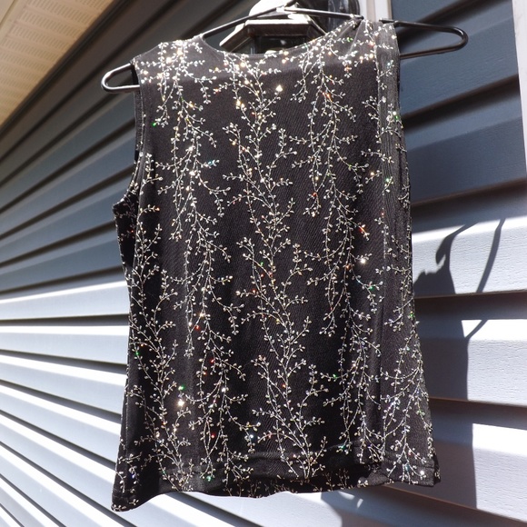 Black and silver sparkle vine leaf shirt - Picture 6 of 8